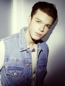 Caius（卡梅隆·莫纳汉饰演）